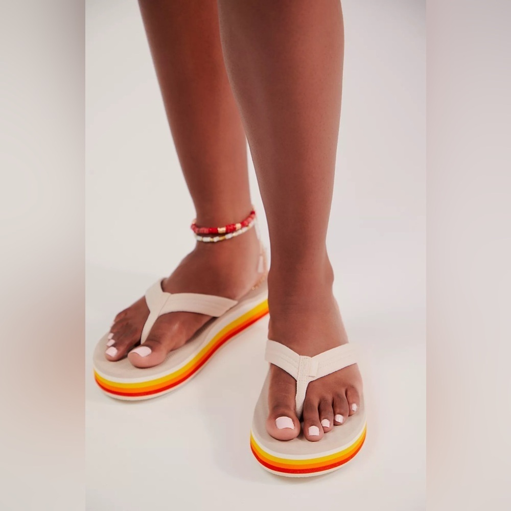 NWT Dunes Sunset Platform Flip-Flops
